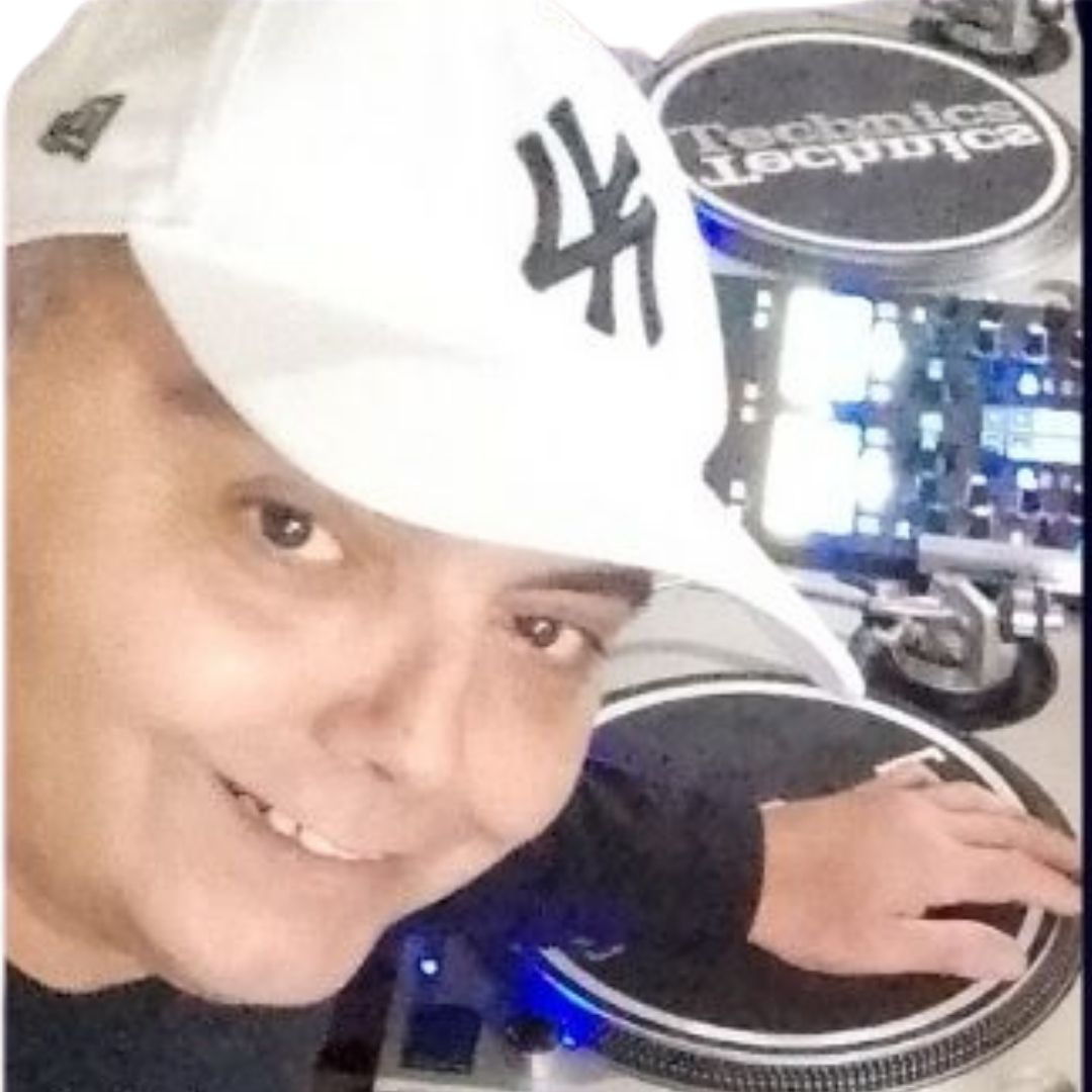 Zayra dj, Vinyyli-DJ, Perugia